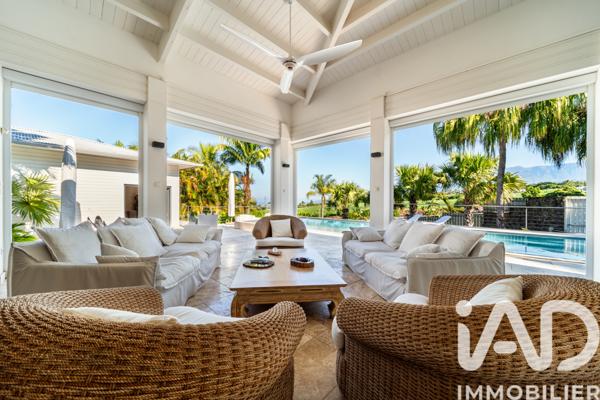 Maison à vendre 8 pièces 385 m² Saint-Pierre