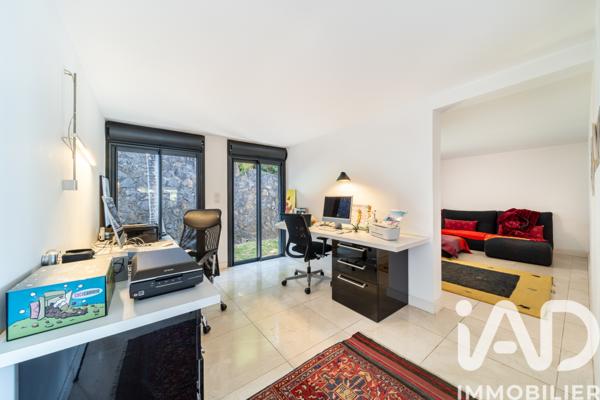 Maison à vendre 8 pièces 385 m² Saint-Pierre