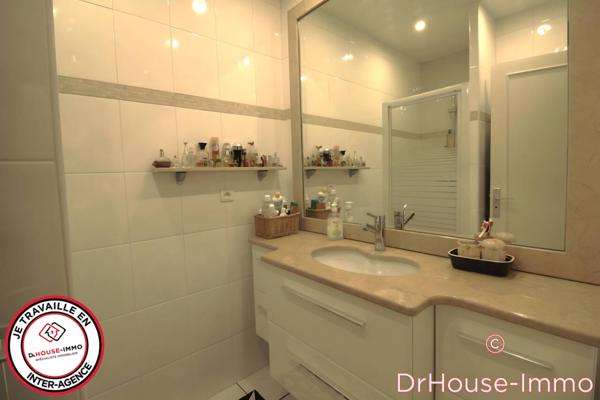 Maison à vendre 5 pièces de 111 m²