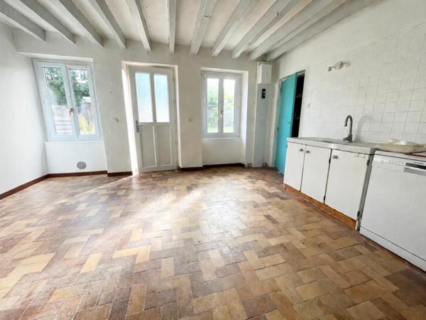 Appartement  Saint Germain de la Grange 3 pièce(s) 75 m2