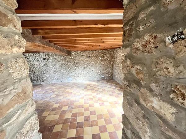 Appartement  Saint Germain de la Grange 3 pièce(s) 75 m2
