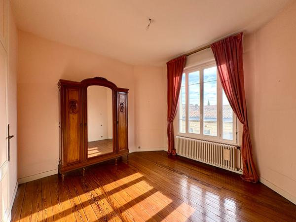 SAINT-BRUNO / BARRIÈRE JUDAÏQUE MAISON EN PIERRE 208m² , Bordeaux