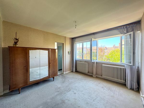 SAINT-BRUNO / BARRIÈRE JUDAÏQUE MAISON EN PIERRE 208m² , Bordeaux