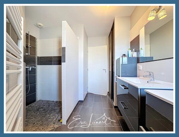 Maison à vendre 6 pièces NANTEUIL (79)