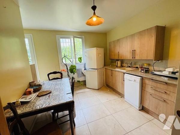 SAINT GRATIEN CENTRE - QUARTIER DU PARC - MAISON 7 PIECES AVEC 5 CHAMBRES