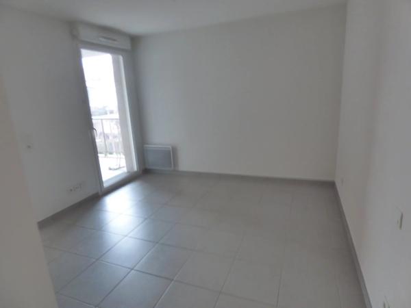 Location                                                      Appartement
                        
                     2 pièces                      40 m2                     à Perpignan