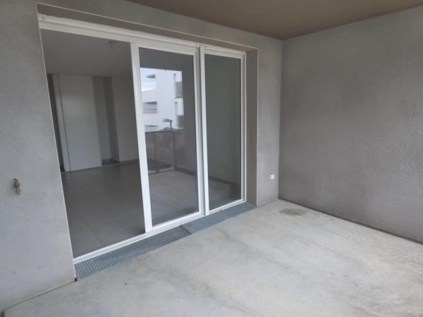 Location                                                      Appartement
                        
                     2 pièces                      40 m2                     à Perpignan