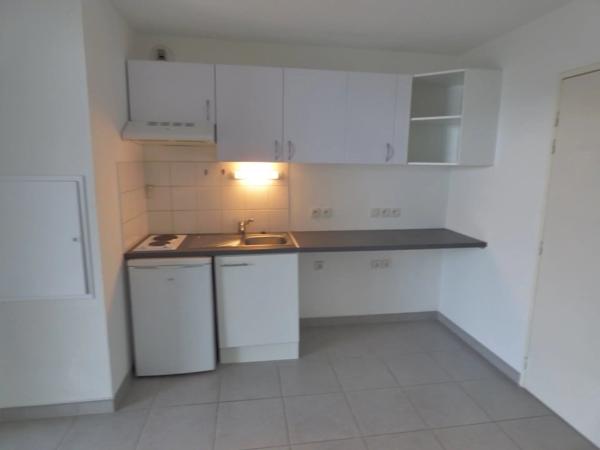 Location                                                      Appartement
                        
                     2 pièces                      40 m2                     à Perpignan