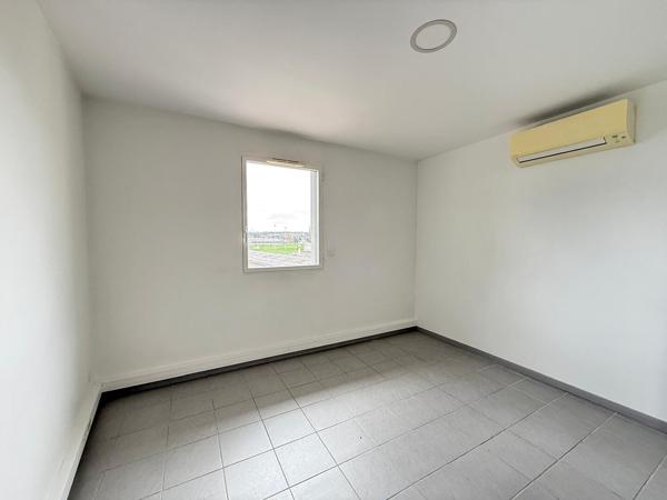 A LOUER - MURET NORD - Local d'activité - Muret Nord proche Intermarché - 73.4 m² - G1304