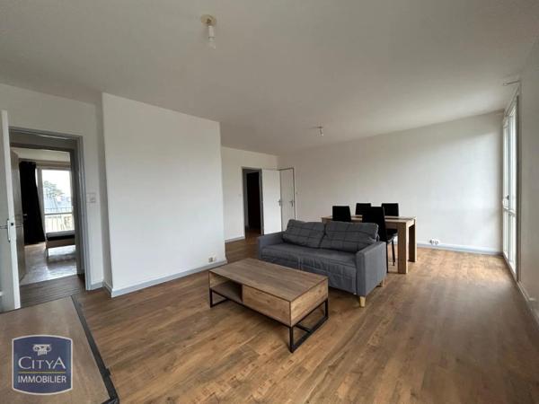 Appartement à louer 4 pièces 84.12m² Châteauroux (36000)