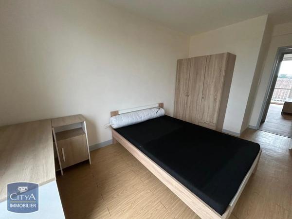 Appartement à louer 4 pièces 84.12m² Châteauroux (36000)