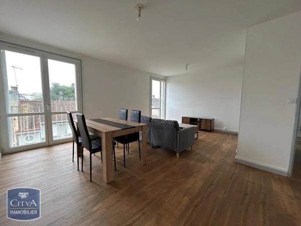 Appartement à louer 4 pièces 84.12m² Châteauroux (36000)