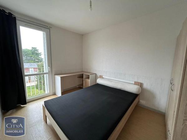 Appartement à louer 4 pièces 84.12m² Châteauroux (36000)