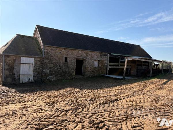 Corps de ferme - beau potentiel