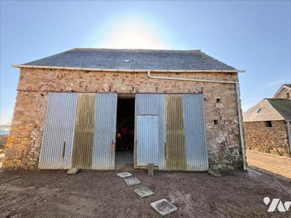 Corps de ferme - beau potentiel