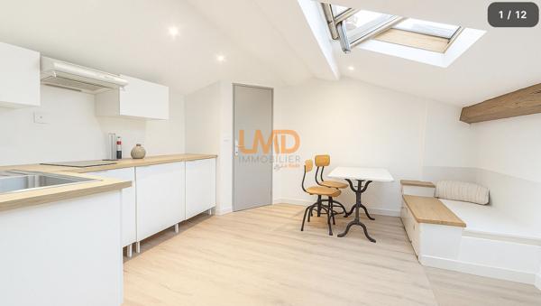 T2 atypique 50m2 au sol, centre-ville, bel immeuble