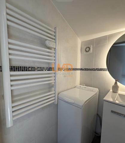 T2 atypique 50m2 au sol, centre-ville, bel immeuble