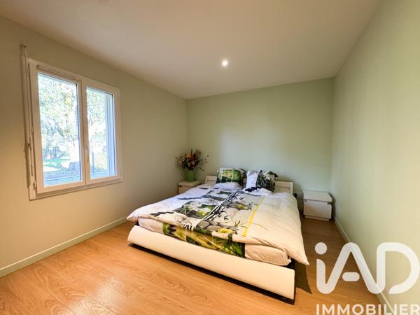 Maison à vendre 6 pièces 184 m² Saint-Caprais-de-Bordeaux