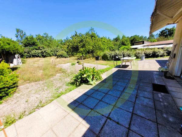 Maison à ETAULIERS (33820)