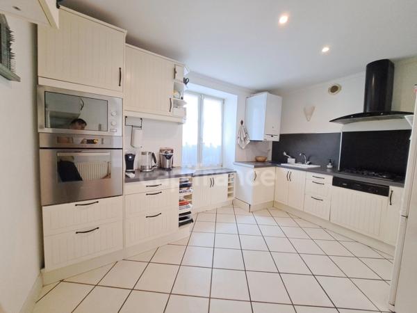 Maison à vendre 7 pièces POITIERS (86)