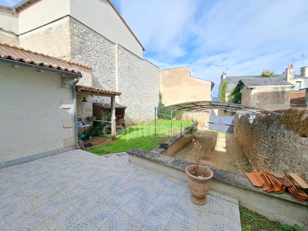Maison à vendre 7 pièces POITIERS (86)
