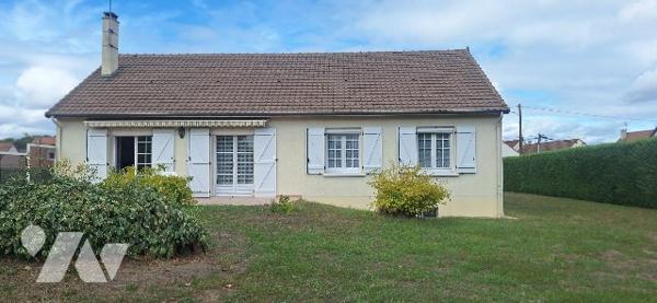 CHAMPAGNÉ –PAVILLON 3 CHAMBRES – SOUS-SOL TOTAL – TERRAIN CONSTRUCTIBLE