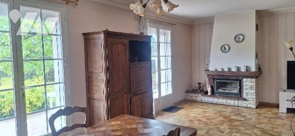 CHAMPAGNÉ –PAVILLON 3 CHAMBRES – SOUS-SOL TOTAL – TERRAIN CONSTRUCTIBLE