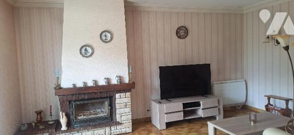 CHAMPAGNÉ –PAVILLON 3 CHAMBRES – SOUS-SOL TOTAL – TERRAIN CONSTRUCTIBLE