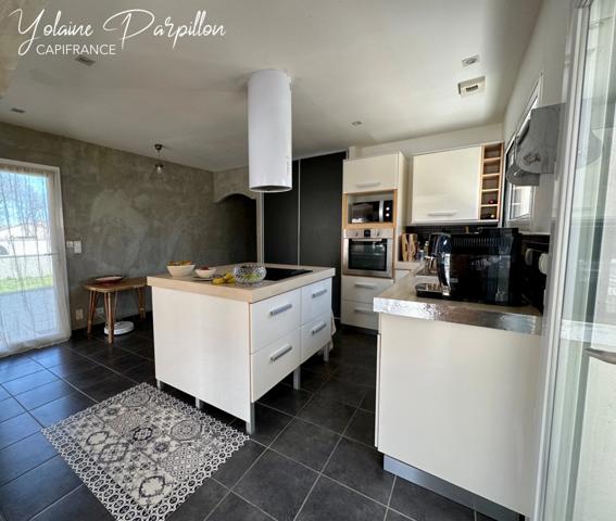 Maison contemporaine à vendre à DOMPIERRE SUR YON (85)