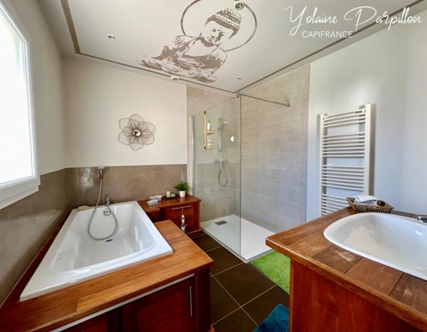 Maison contemporaine à vendre à DOMPIERRE SUR YON (85)