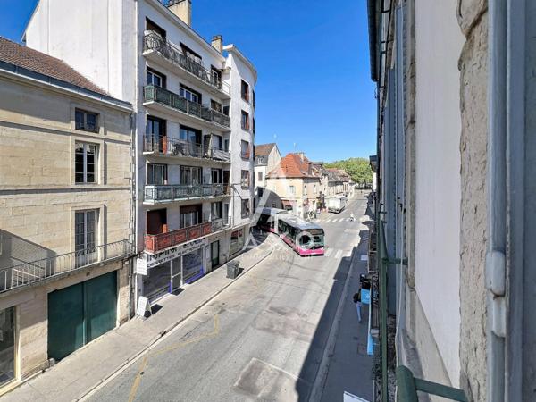 DIJON (21) Wilson - Grand T2 à rénover