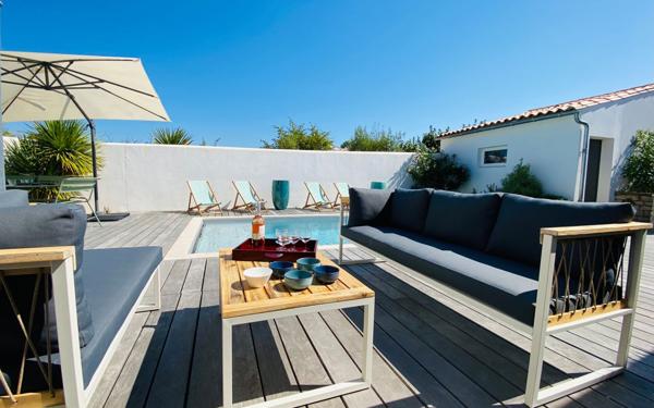 Maison à vendre    4 pièces •  La Flotte