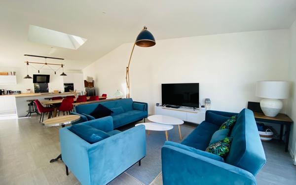 Maison à vendre    4 pièces •  La Flotte