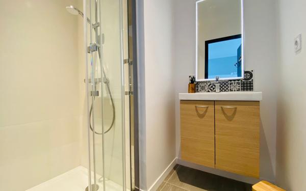 Maison à vendre    4 pièces •  La Flotte