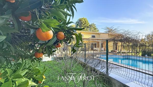 A Argelès, maison de caractère de 220 m² sur grande parcelle arborée avec piscine