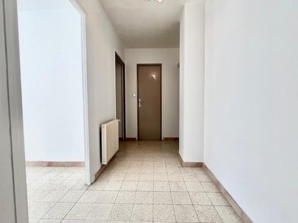 Magnifique appartement T3 de 74 m² avec terrasse et vue incroyable sur les Quais de Genève