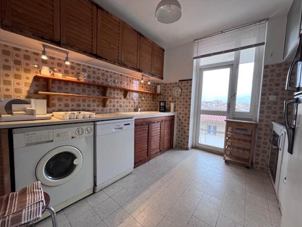 Magnifique appartement T3 de 74 m² avec terrasse et vue incroyable sur les Quais de Genève