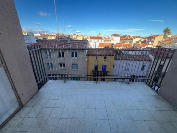 Magnifique appartement T3 de 74 m² avec terrasse et vue incroyable sur les Quais de Genève