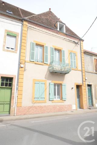 Immeuble à vendre  267,29 m2 MOULINS - 03