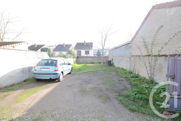 Immeuble à vendre  267,29 m2 MOULINS - 03
