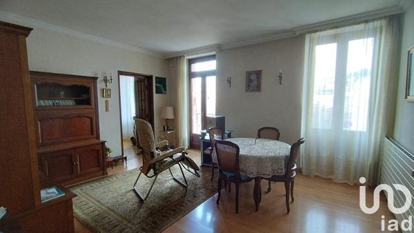 Maison de ville 7 pièces de 198 m² à Oyonnax (01100)