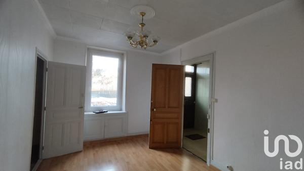Maison de ville 7 pièces de 198 m² à Oyonnax (01100)
