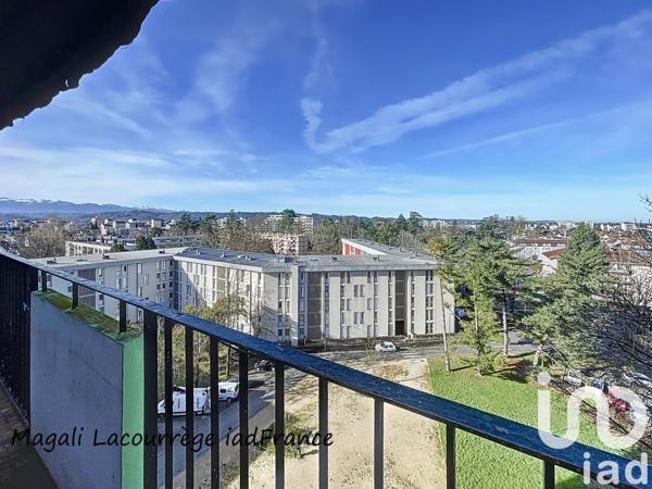 Appartement 4 pièces de 69 m² à Pau (64000)