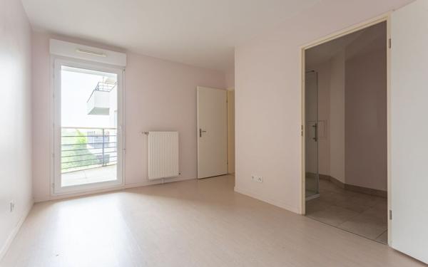 Appartement à vendre    2 pièces • 44,50 m2 Villecresnes