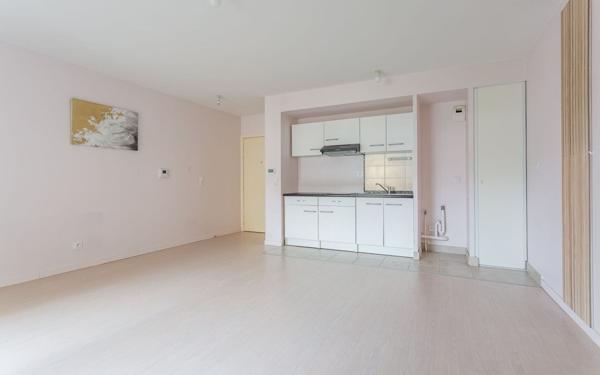 Appartement à vendre    2 pièces • 44,50 m2 Villecresnes