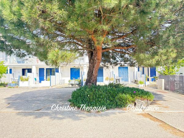 Appartement DUPLEX au coeur de Croix de Vie 2 pièces avec Terrasse et emplacement parking à 150 m. de la gare SAINT GILLES CROIX DE VIE (85)