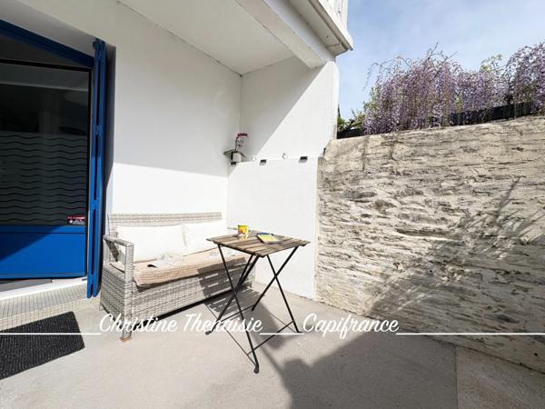 Appartement DUPLEX au coeur de Croix de Vie 2 pièces avec Terrasse et emplacement parking à 150 m. de la gare SAINT GILLES CROIX DE VIE (85)