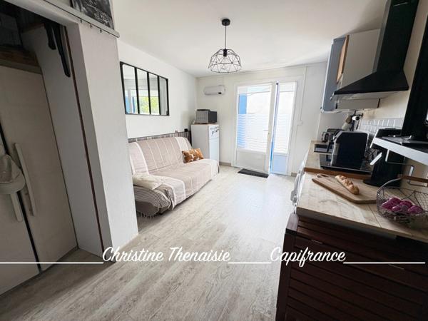 Appartement DUPLEX au coeur de Croix de Vie 2 pièces avec Terrasse et emplacement parking à 150 m. de la gare SAINT GILLES CROIX DE VIE (85)