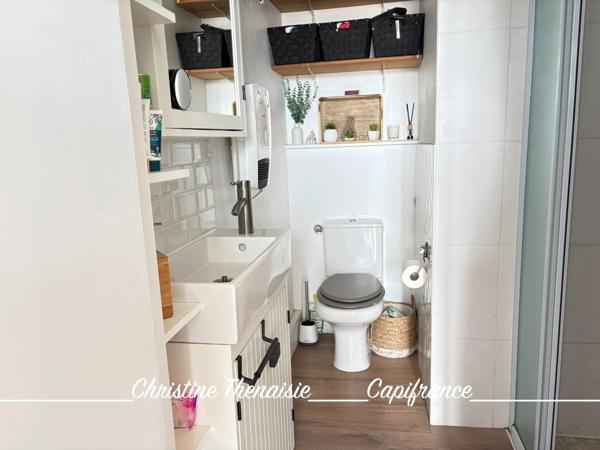 Appartement DUPLEX au coeur de Croix de Vie 2 pièces avec Terrasse et emplacement parking à 150 m. de la gare SAINT GILLES CROIX DE VIE (85)