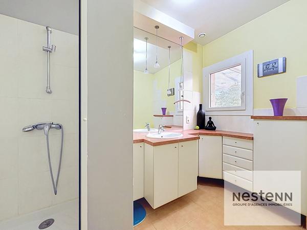 A vendre maison spacieuse de 195 m², 5 chambres, sur terrain de plus de 500 m² à Le Crès